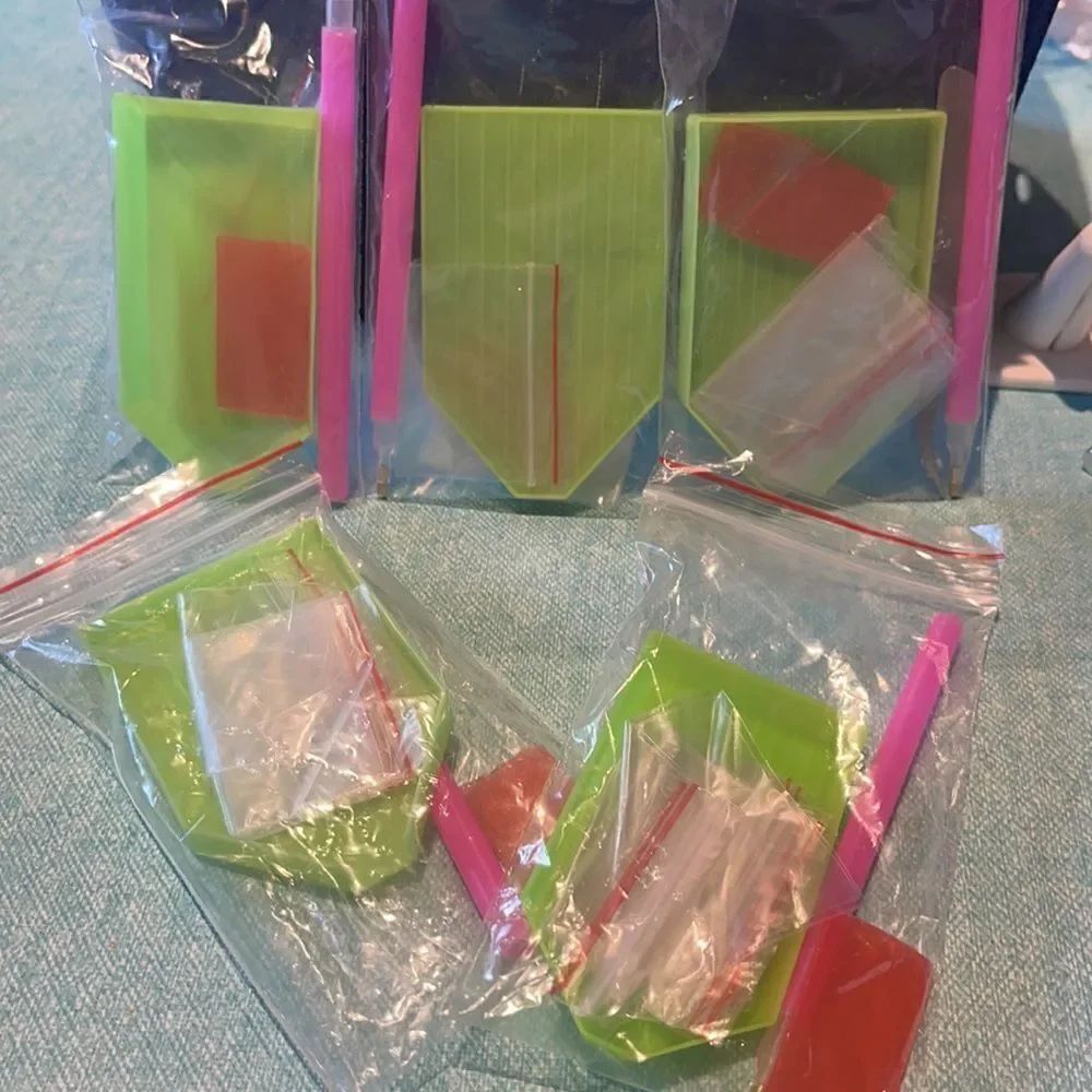 Diamond Painting Tool Kit! - Picture 4 of 4